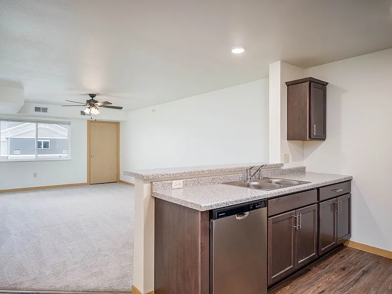 1221 Enterprise Dr E — Photo 3