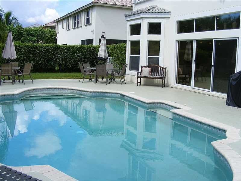 2nd image of 10750 NW 56th Ct