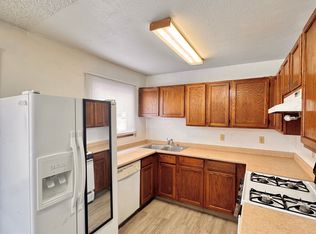 8533 Shrub Ct #8533, Anchorage, AK 99504