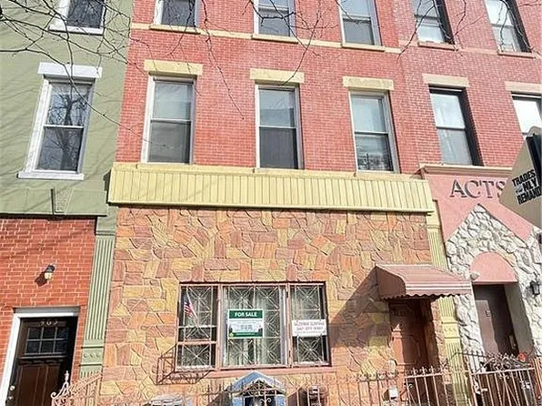 465 36th St, Brooklyn, NY 11232