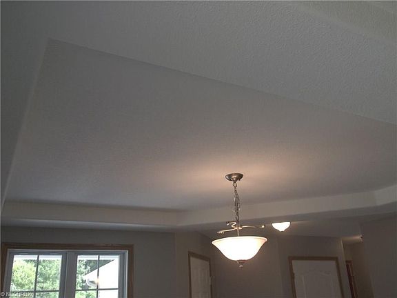 Tray ceiling in dining area
