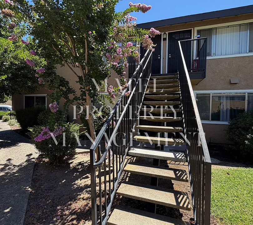 1st image of 325 Standiford Ave APT 76