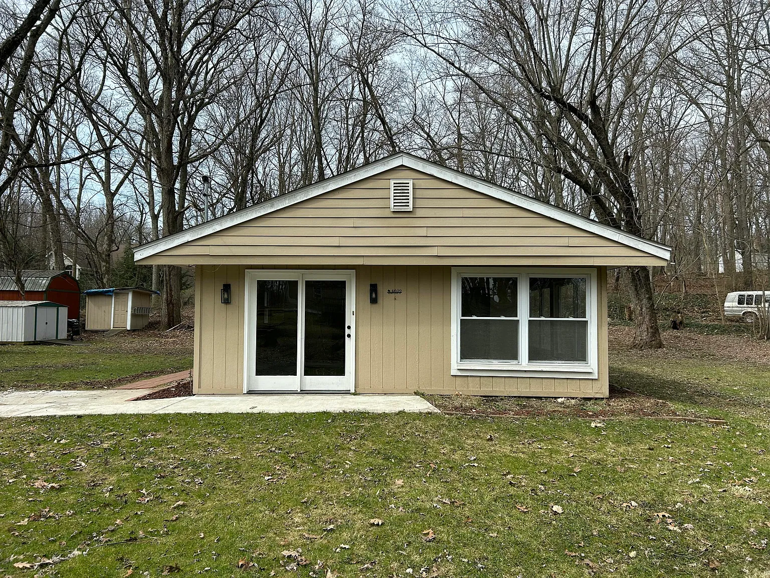 4609 Bear Ln photo 1