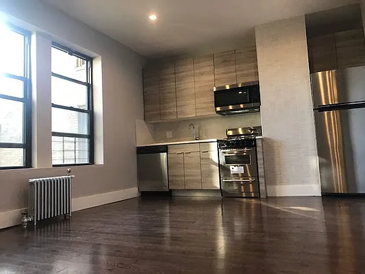 Rented by Brooklive Management/Deergrow Developments LLC | media 5