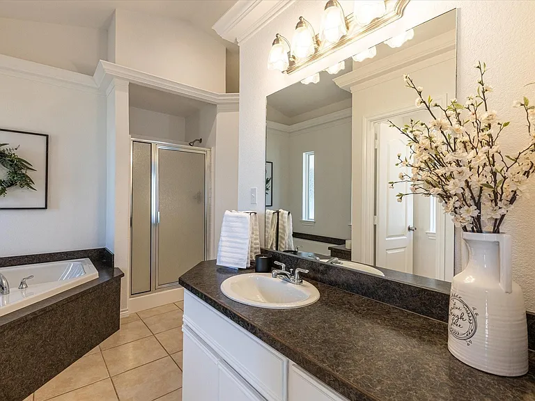 508 Pine Ln — Photo 21