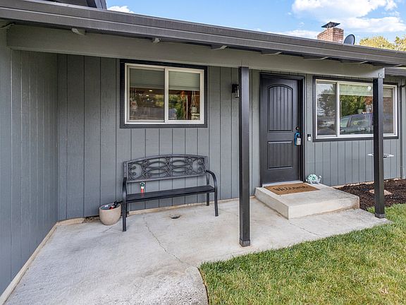 4th image of 1604 Limpus Ln