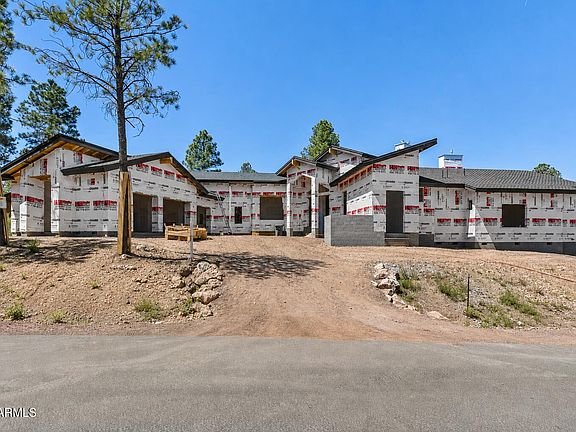 3rd image of 3563 S CLUBHOUSE Circle #122