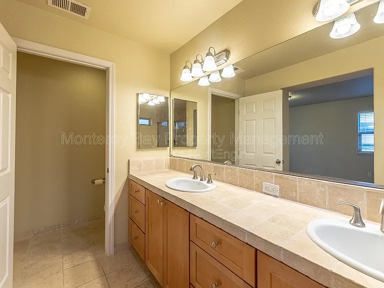 594 Lopez Ave — Photo 34