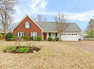 99 Greenhill Dr, Jackson, TN 38305