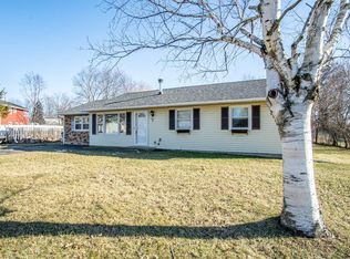 4 Morgan Ln, Waterford, NY 12188
