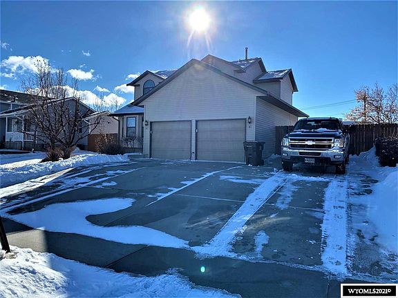 2nd image of 3508 Monterey Dr
