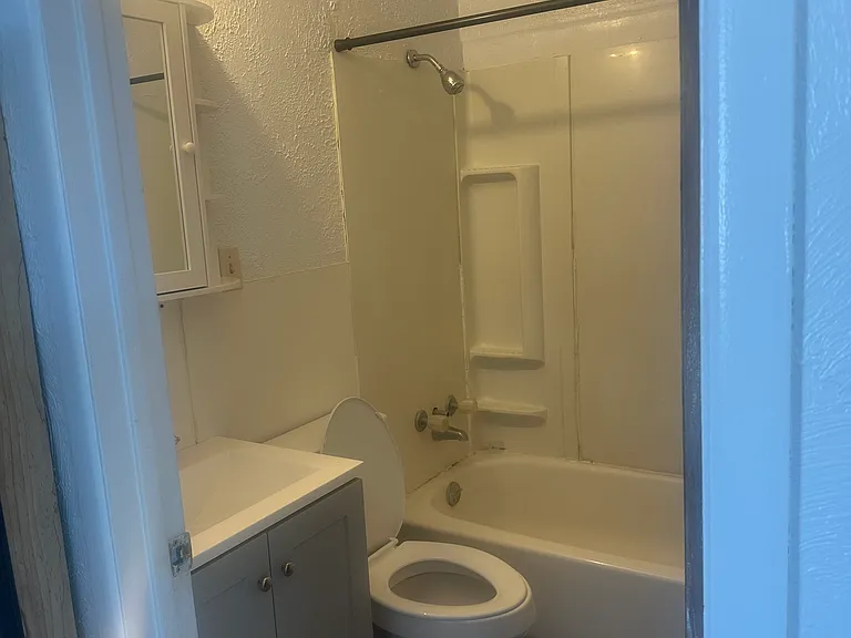 1538 Tremont St — Photo 3