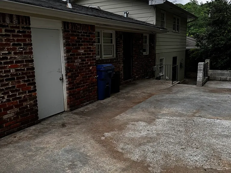 1015 Casa Dr — Photo 4