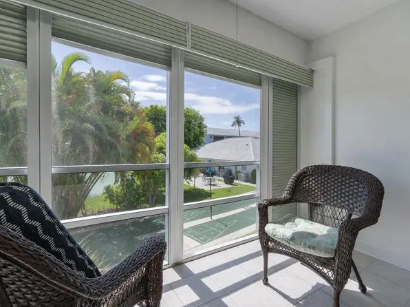2050 NE 39th Street #211E, Lighthouse Point, FL 33064
