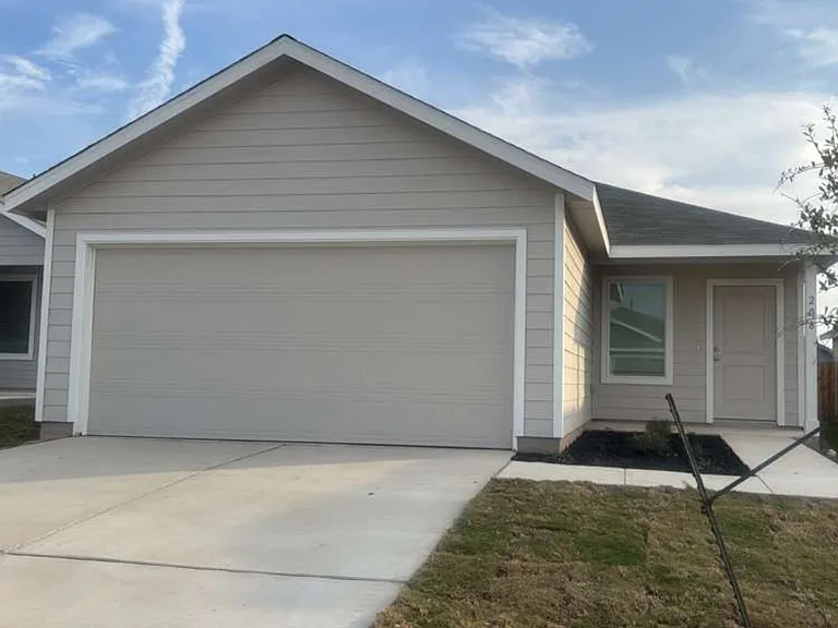 208 Skyfire St — Photo 26