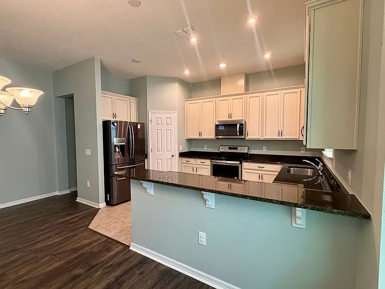 9137 Grand Island Way — Photo 15