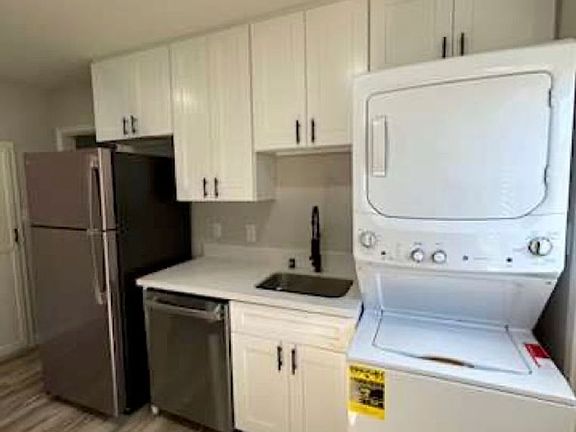 2nd image of 4067-4079 Normal St #4067-1/2