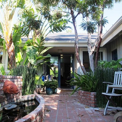 1st image of 2568 Bayshore Ave