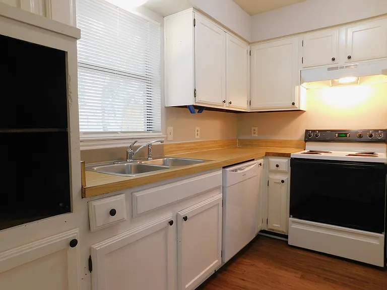 3305 Gardenview Cir #3305 — Photo 6