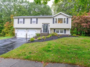 13 Rabbit Rock Rd, East Haven, CT 06513