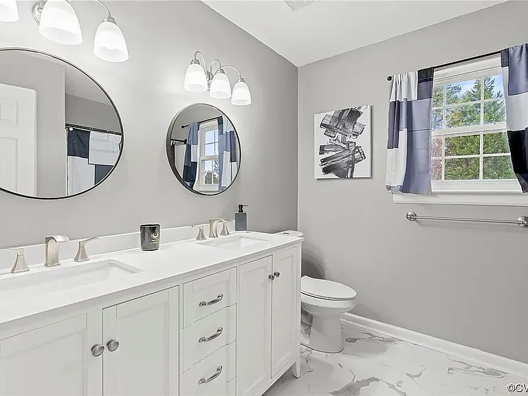 4112 Twisted Oak Dr — Photo 4