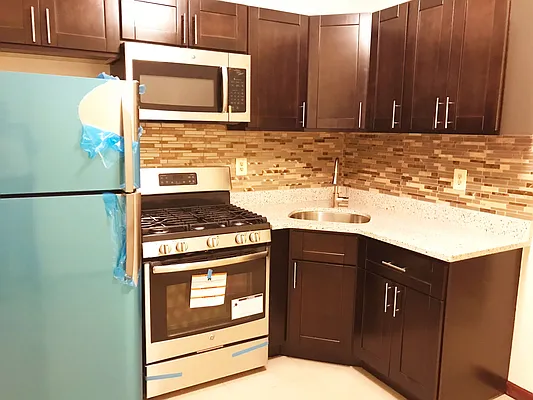 Rented by NY Space Finders Inc. | media 10