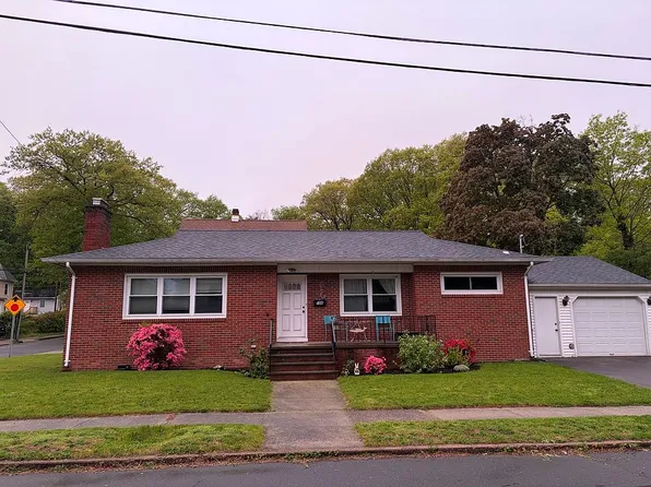 108 Lee St, West Haven, CT 06516