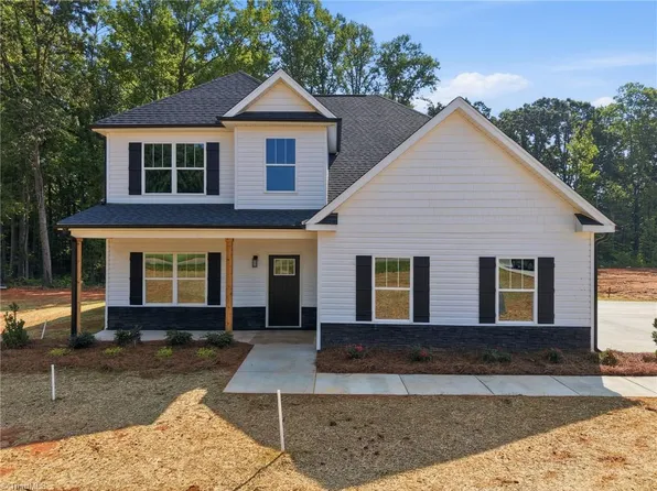 5924 N Church St, Greensboro, NC 27455