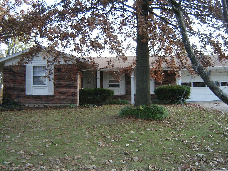 Nice 3 bedroom brick ranch