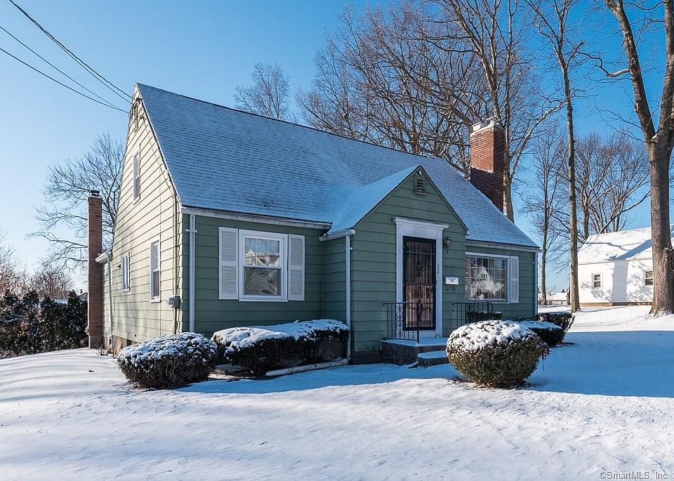 1st image of 68 Hillhurst Ave