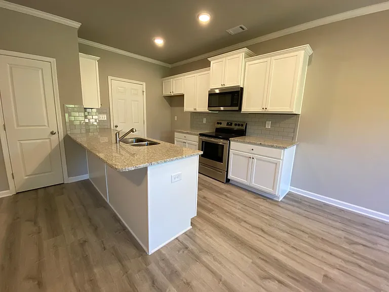 3642 Acorn Dr — Photo 4