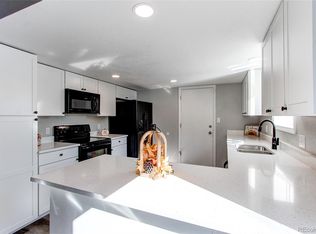 1063 S Yampa St, Aurora, CO 80017