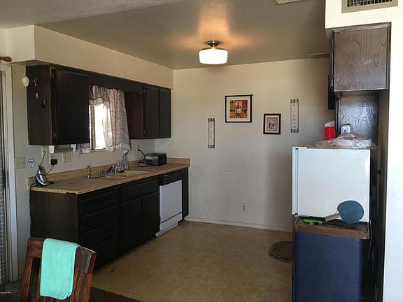 4th image of 2430 Barranca Dr