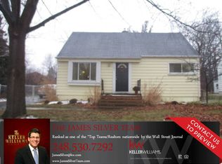461 Scott Lake Rd, Waterford, MI 48328