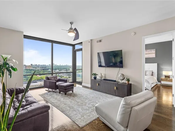 270 17th St NW Unit 2304, Atlanta, GA 30363