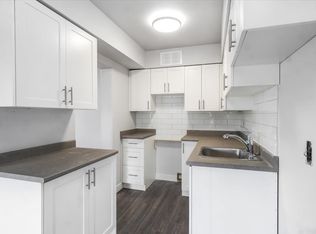 Hillcrest Manor Apartments, New Westminster, BC V3M 2S2