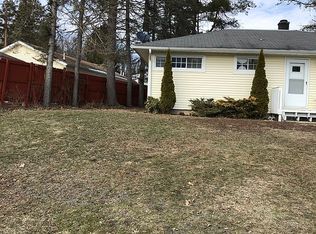 2 Old Winola Rd, Clarks Summit, PA 18411