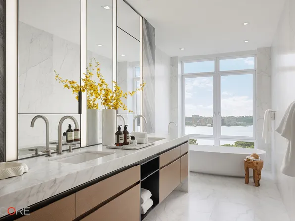 555 West 22nd Street image 9 of 14