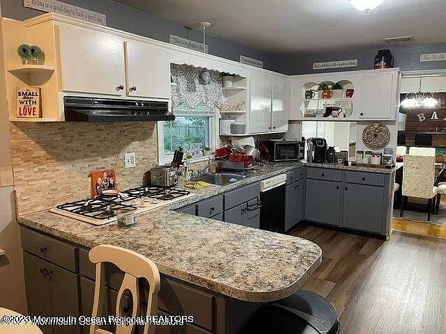 170 Monmouth Rd — Photo 8