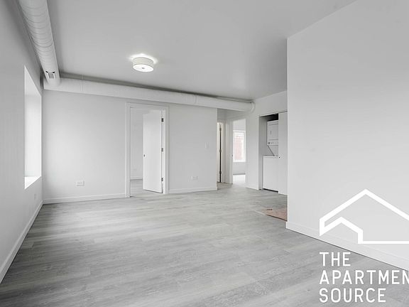 3rd image of 6100 N Paulina St #3