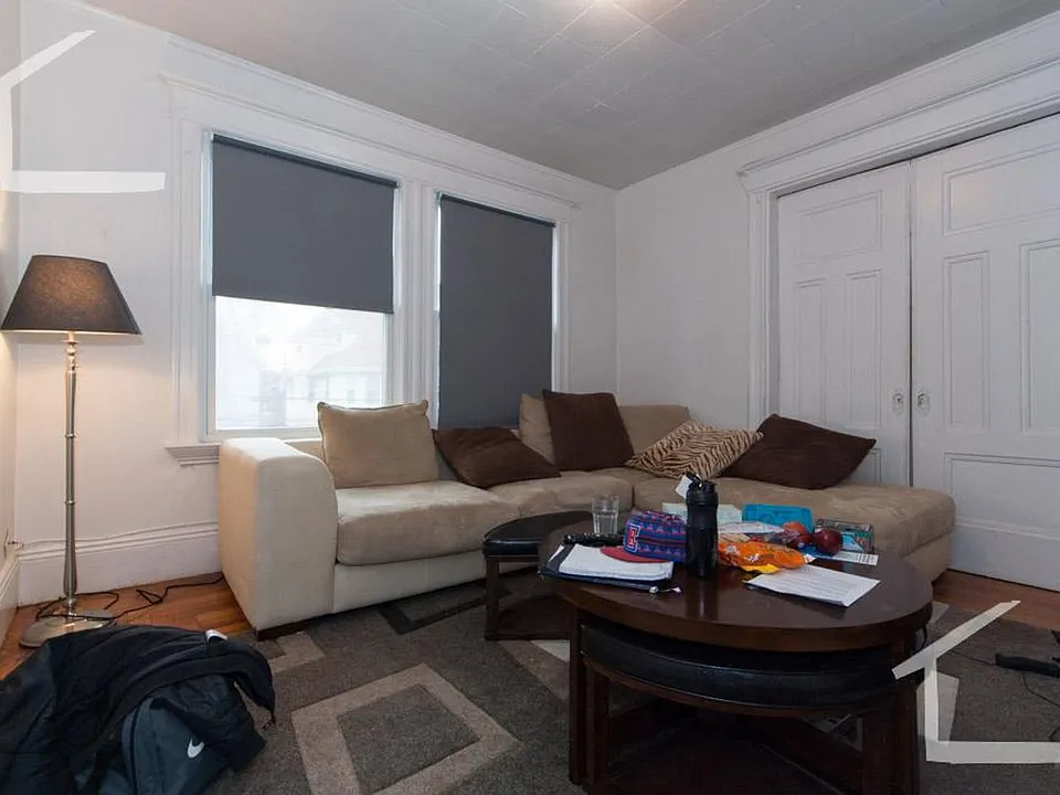 4 Ashford St #2