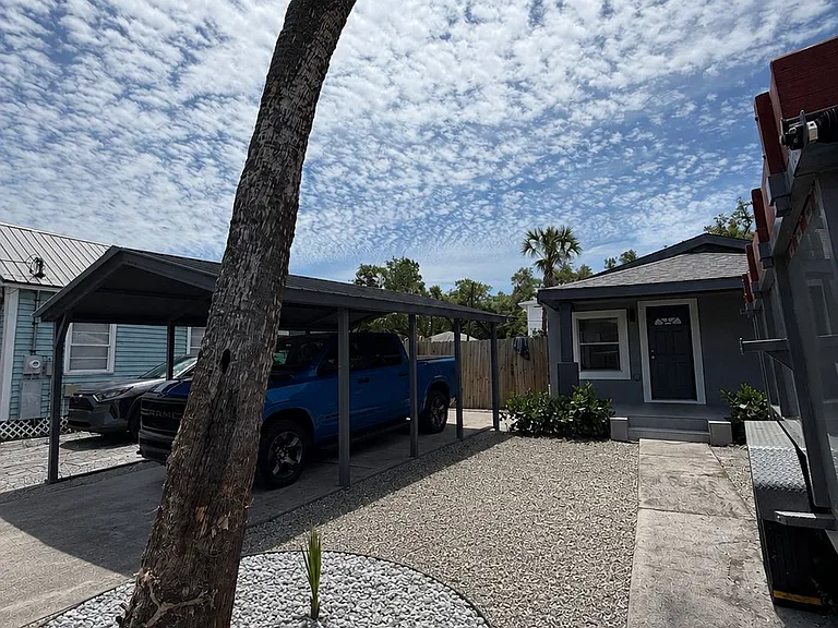 1008 W Grace St — Photo 11