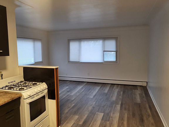 3rd image of 35641 Brush St #35657-7