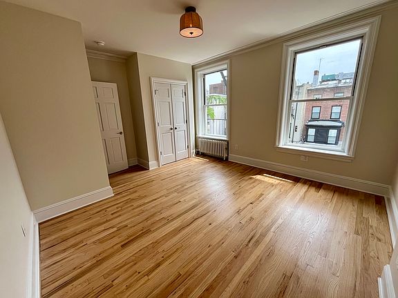 4th image of 144 Montague St APT 2