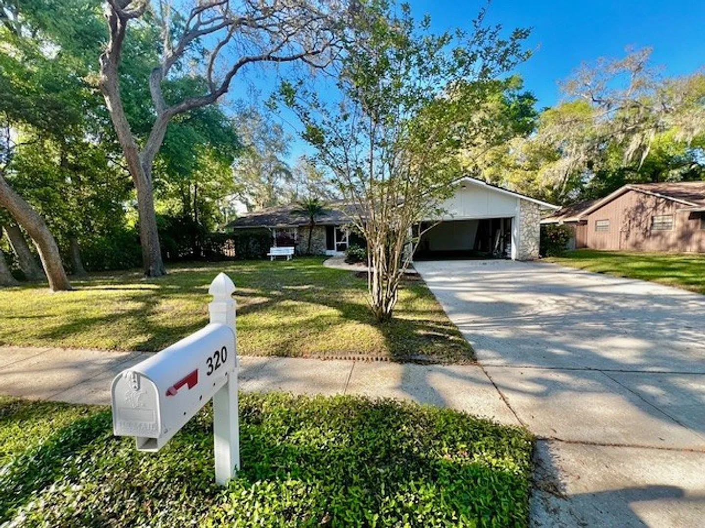 Welcome Home! Move in October!! Beautiful 3X2 with fenced in yard & 2 car garage! Lawn care inclu... — Photo 2