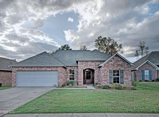 260 Greenfield Ridge Dr, Brandon, MS 39042