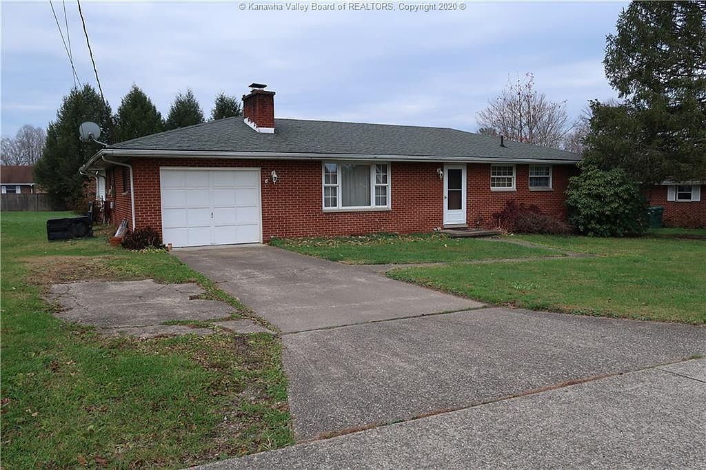 100 Oak St Hurricane Wv 25526 Zillow