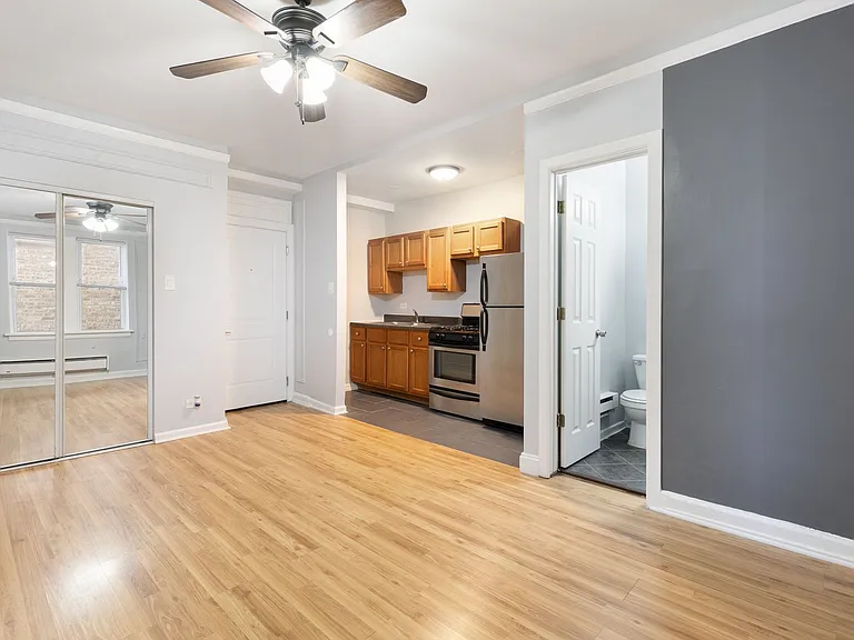 The Kenmore on Edgewater — Photo 5