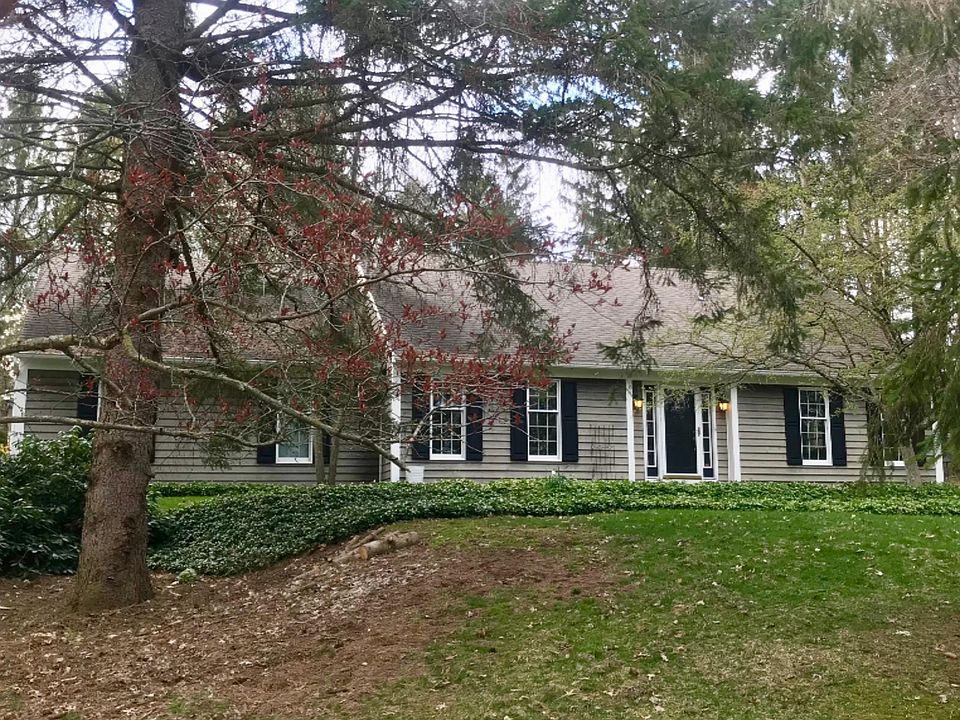 1st image of 8383 Bailey Dr NE