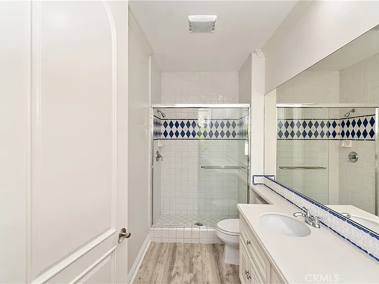 19 Santa Rosa — Photo 24
